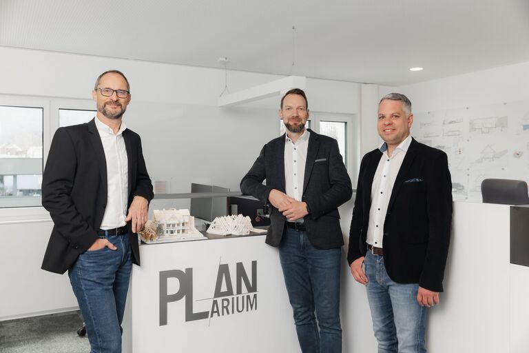Die Gesellschafter von Planarium am Empfang